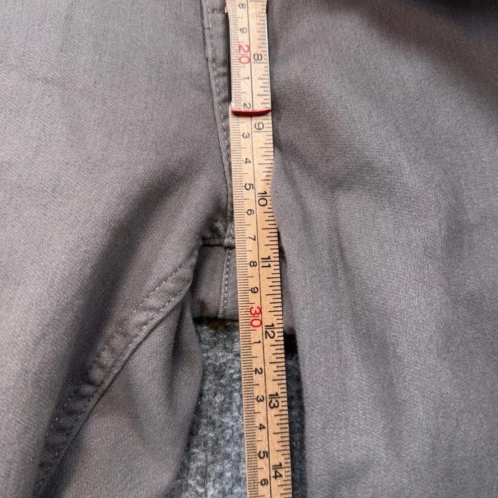 Banana Republic Traveler Pants Mens 33x32 Gray Slim Fit Stretch Chino Casual